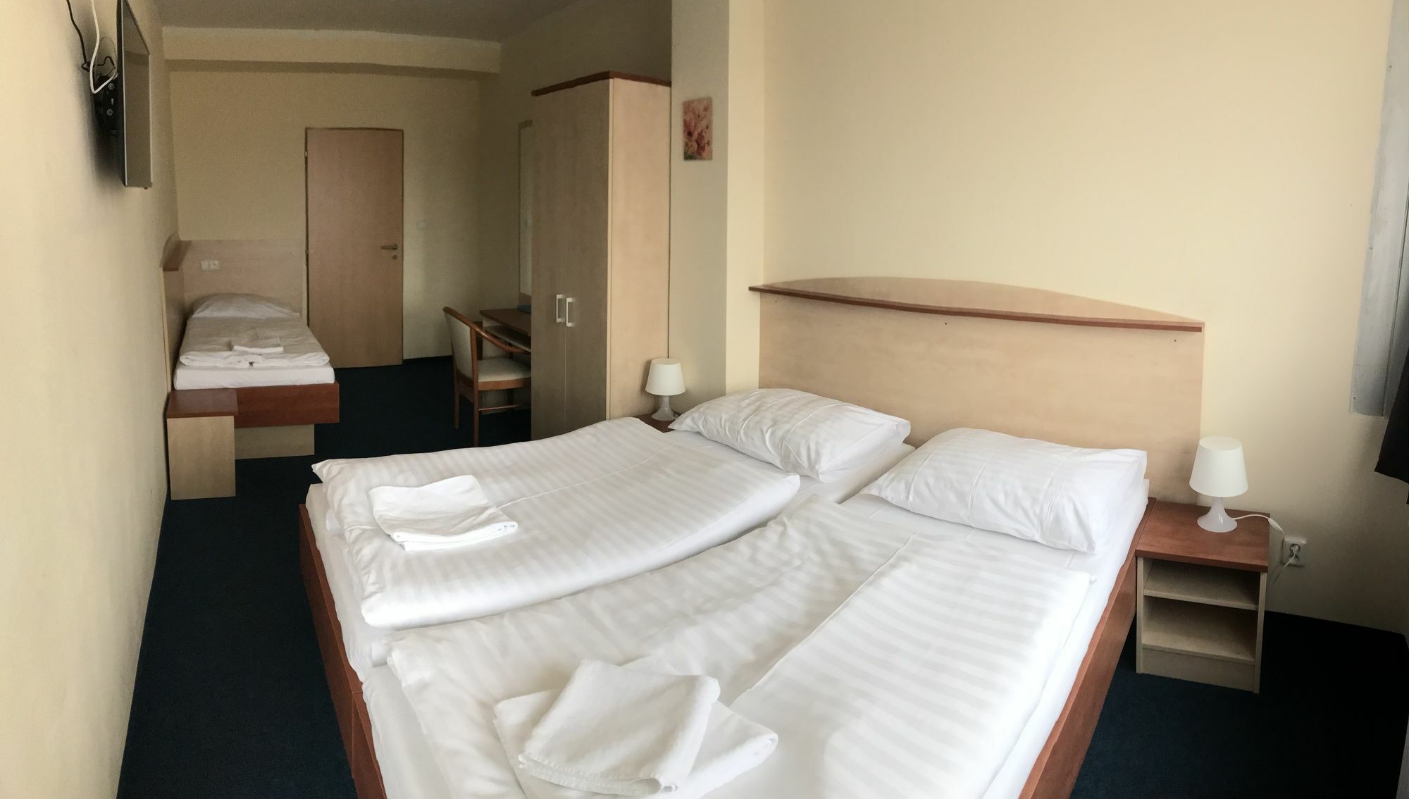 Hotel Chodov Asc Прага Экстерьер фото